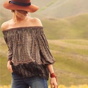 COPY - Boho off the shoulder Anthropologie blouse